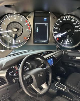 Toyota Hilux 2024