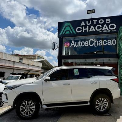 Toyota Fortuner 2022