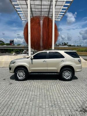 Toyota Fortuner 2014