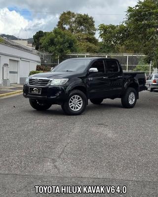Toyota Hilux 2015