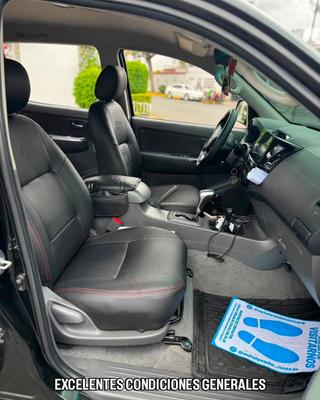 Toyota Hilux 2015