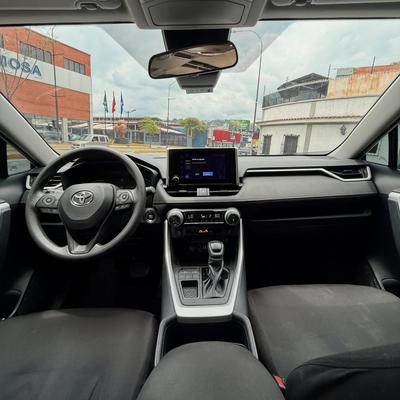 Toyota RAV4 XLE 2023