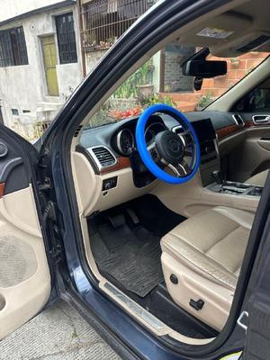 Jeep Grand Cherokee 2011
