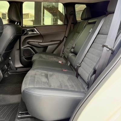 Mitsubishi Outlander 2025