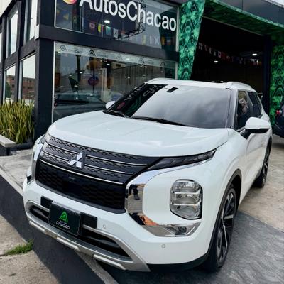 Mitsubishi Outlander 2025
