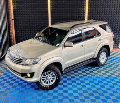 Toyota Fortuner 2013