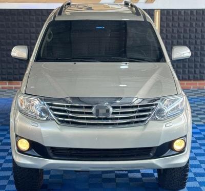 Toyota Fortuner 2013