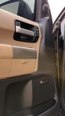 Toyota Sequoia 2016