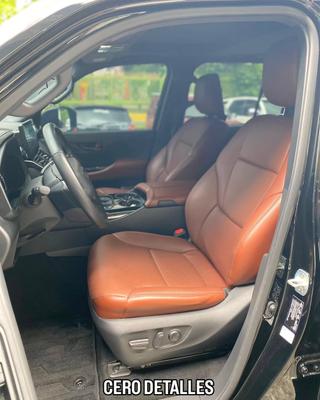 Toyota Land Cruiser 300 2024