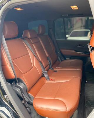 Toyota Land Cruiser 300 2024