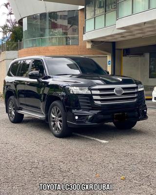Toyota Land Cruiser 300 2024