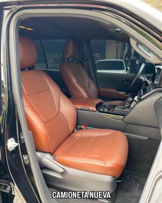 Toyota Land Cruiser 300 2024
