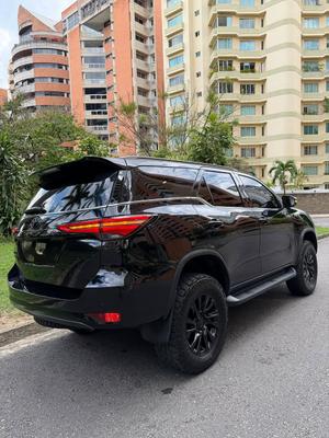 Toyota Fortuner 2021