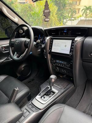 Toyota Fortuner 2021