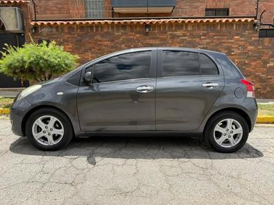 Toyota Yaris 2011