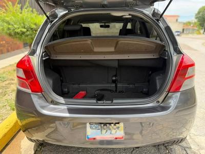 Toyota Yaris 2011