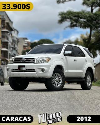 Toyota Fortuner 2012