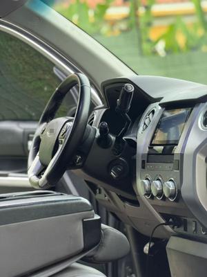 Toyota Tundra 2014