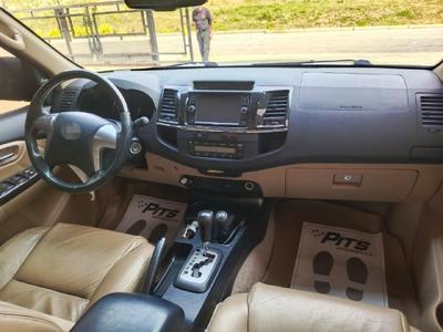 Toyota Fortuner 2015