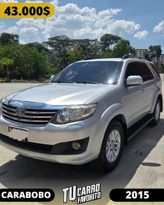 Toyota Fortuner 2015