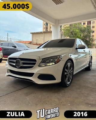 Mercedes-Benz C300 2016