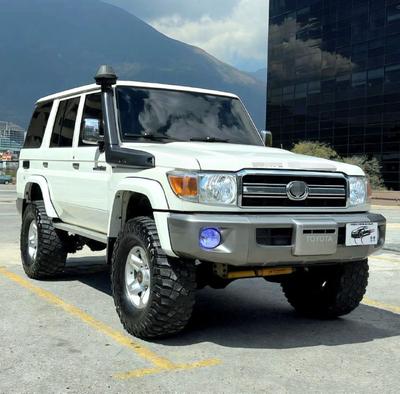 Toyota Land Cruiser 2019