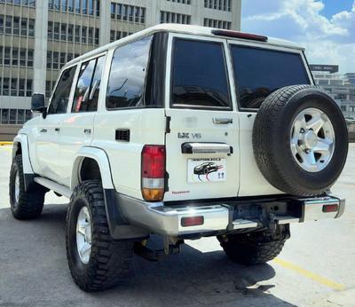 Toyota Land Cruiser 2019
