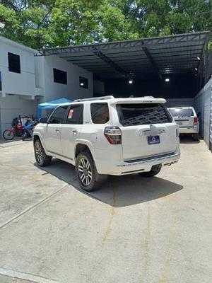 Toyota 4Runner 2016