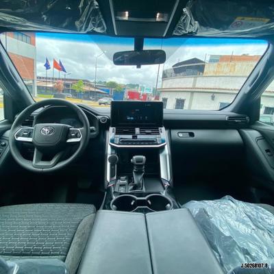 Toyota Land Cruiser 2025