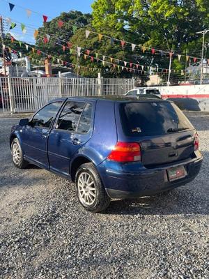 Volkswagen Golf 2004
