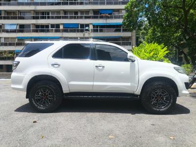Toyota Fortuner 2012