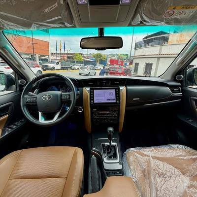 Toyota Fortuner 2024