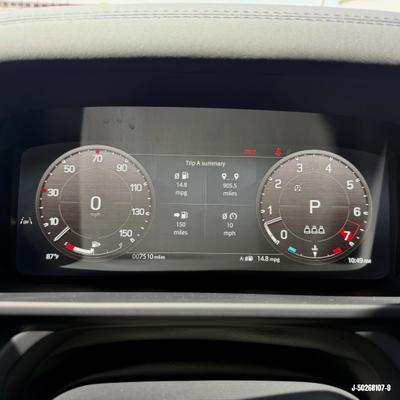 Land Rover Defender 2025
