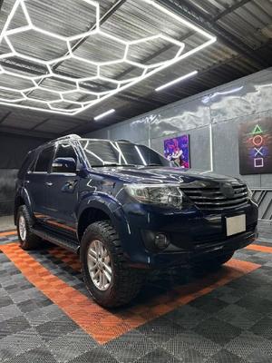 Toyota Fortuner 2013
