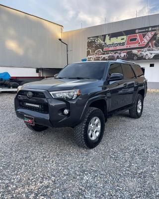 Toyota 4Runner 2018