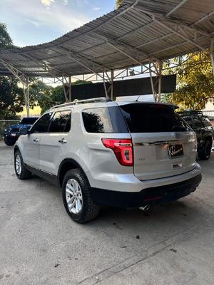 Ford Explorer 2012