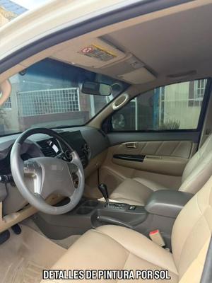Toyota Fortuner 2013