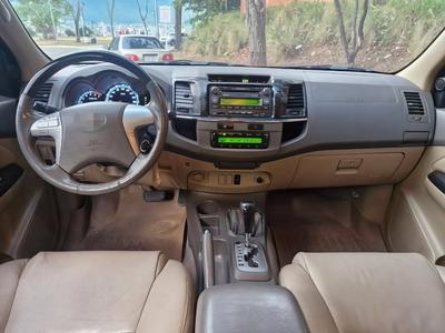 Toyota Fortuner 2014