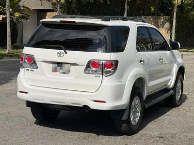 Toyota Fortuner 2012