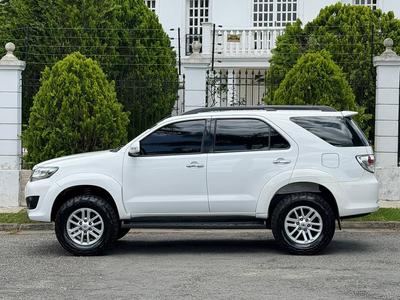 Toyota Fortuner 2012