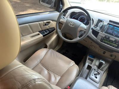 Toyota Fortuner 2012