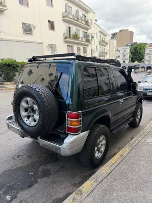 Mitsubishi Montero 2007