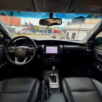 Toyota Fortuner 2022