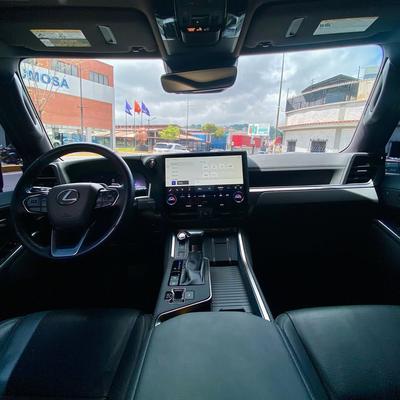 Lexus GX 2024