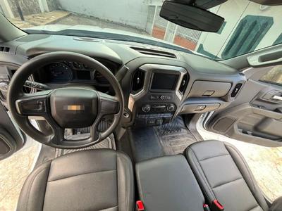 Chevrolet Silverado 2023