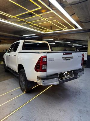 Toyota Hilux 2024