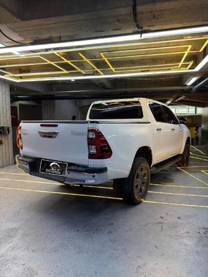 Toyota Hilux 2024