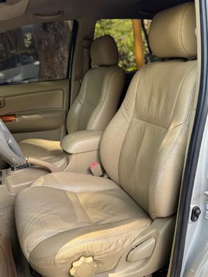 Toyota Fortuner 2011